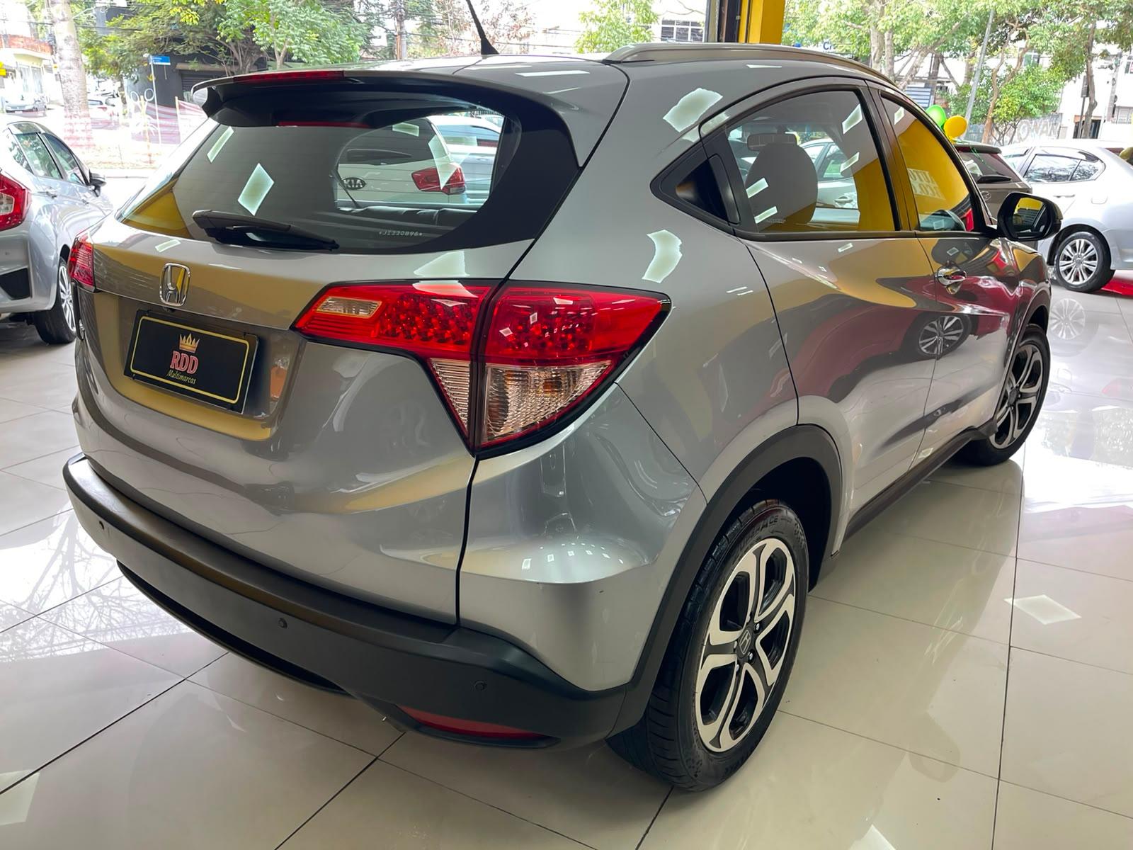 HR-V