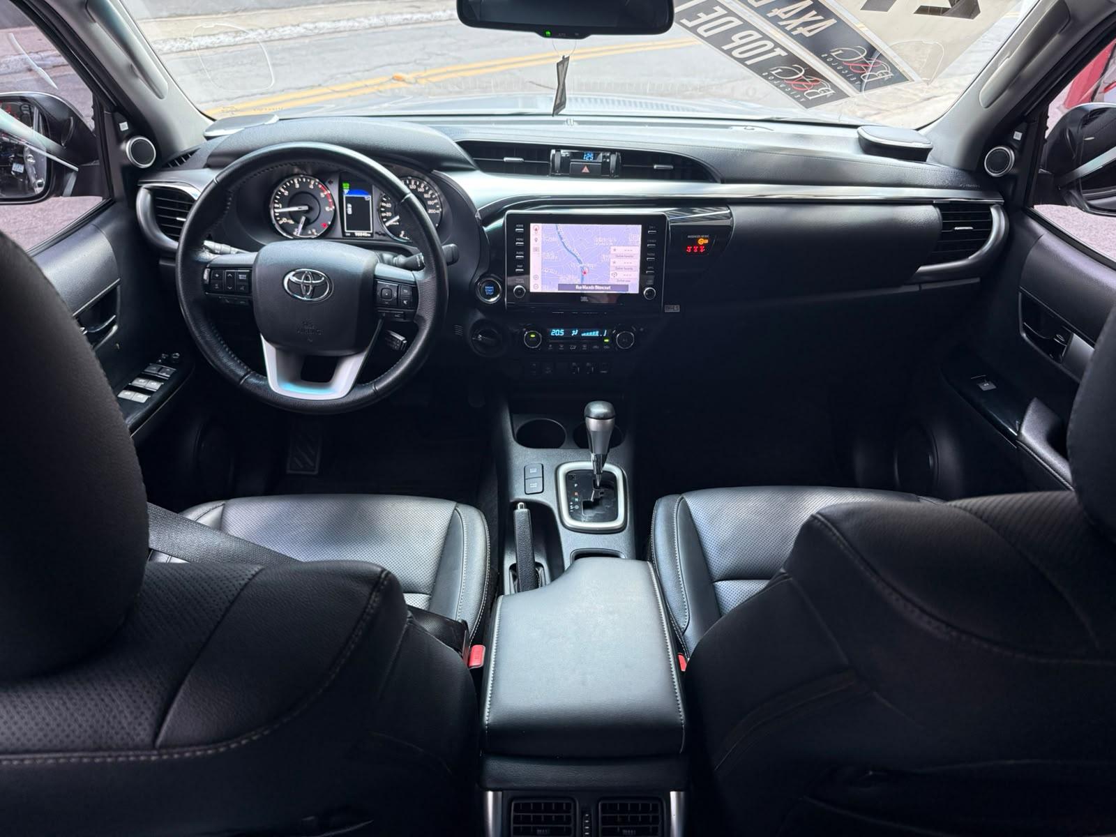 HILUX