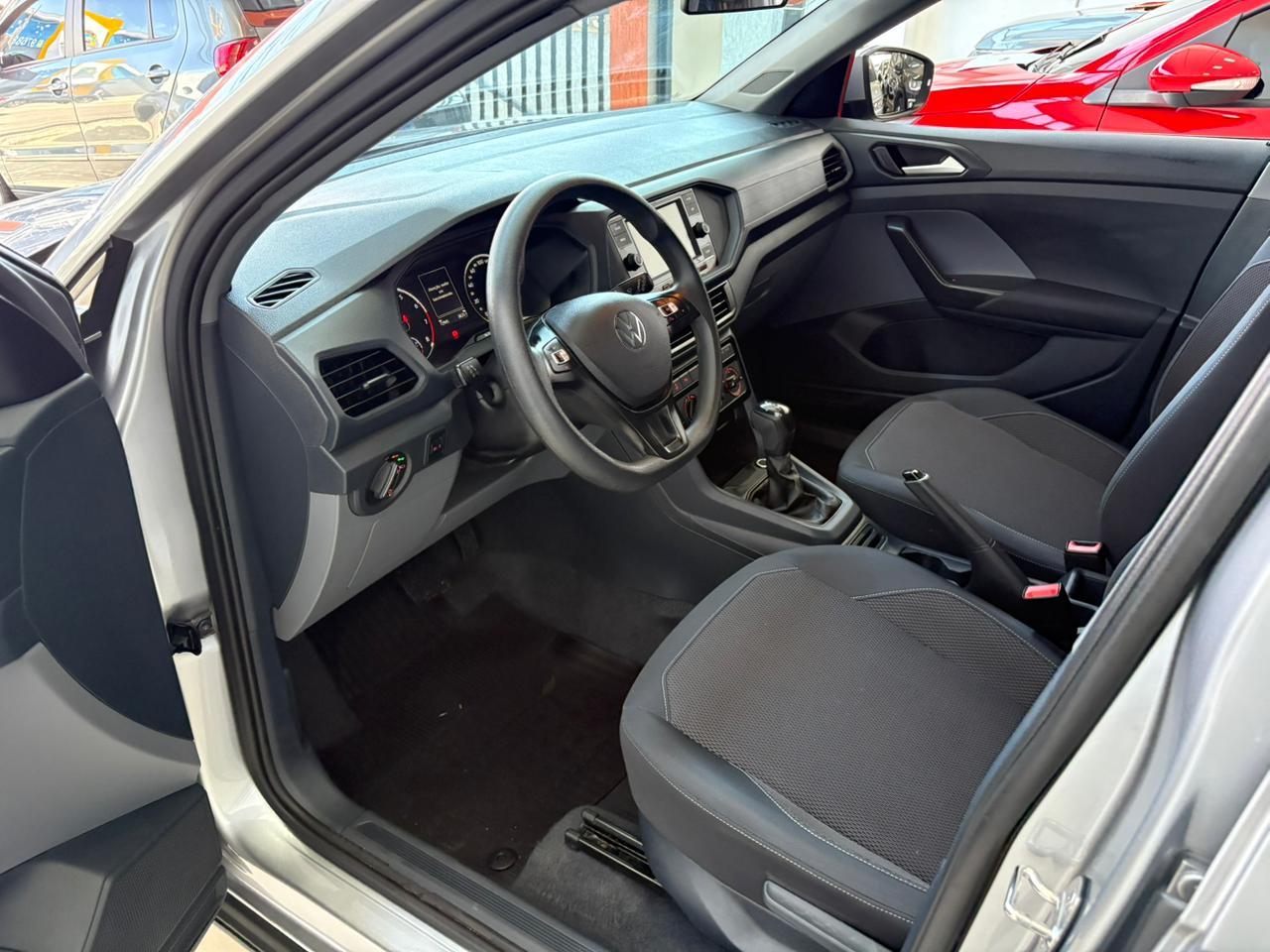 T-CROSS