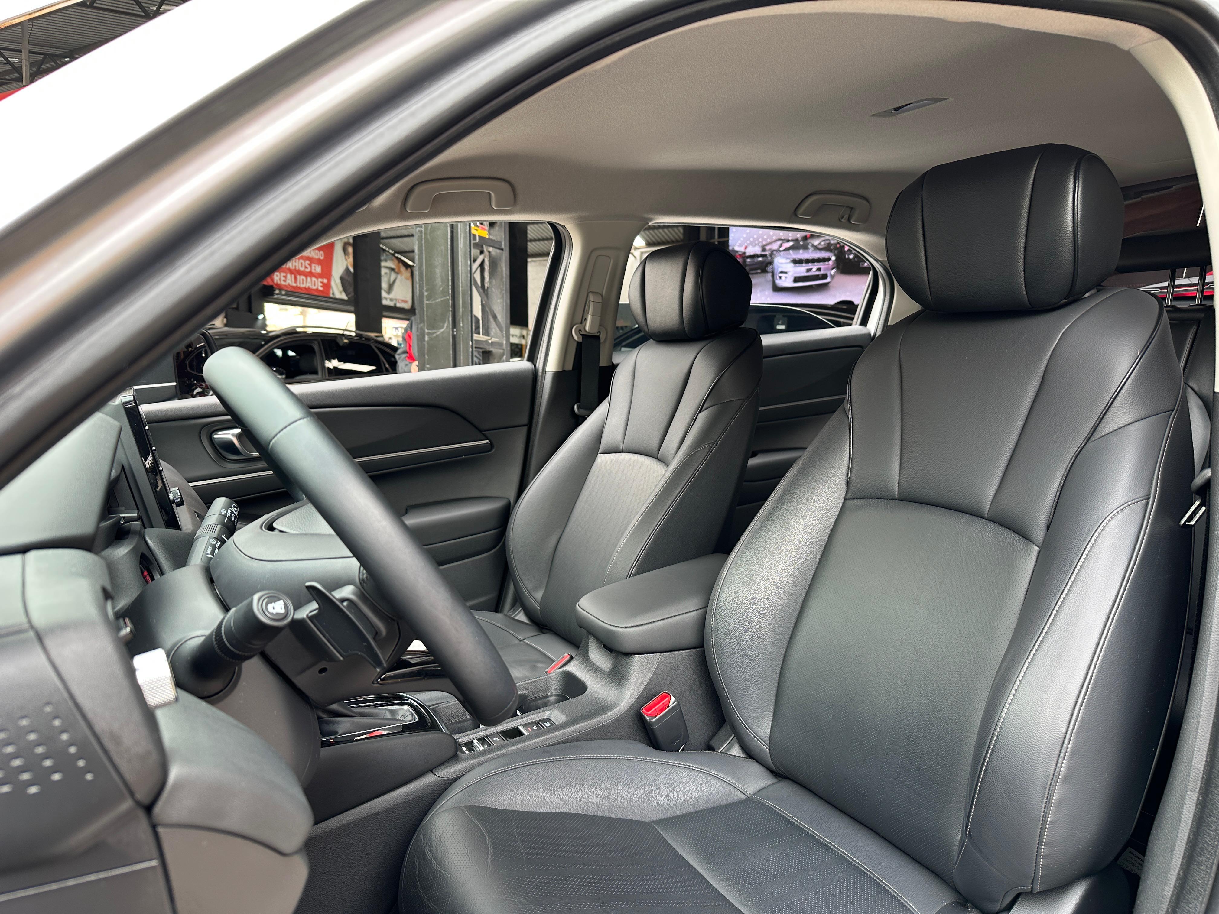HR-V