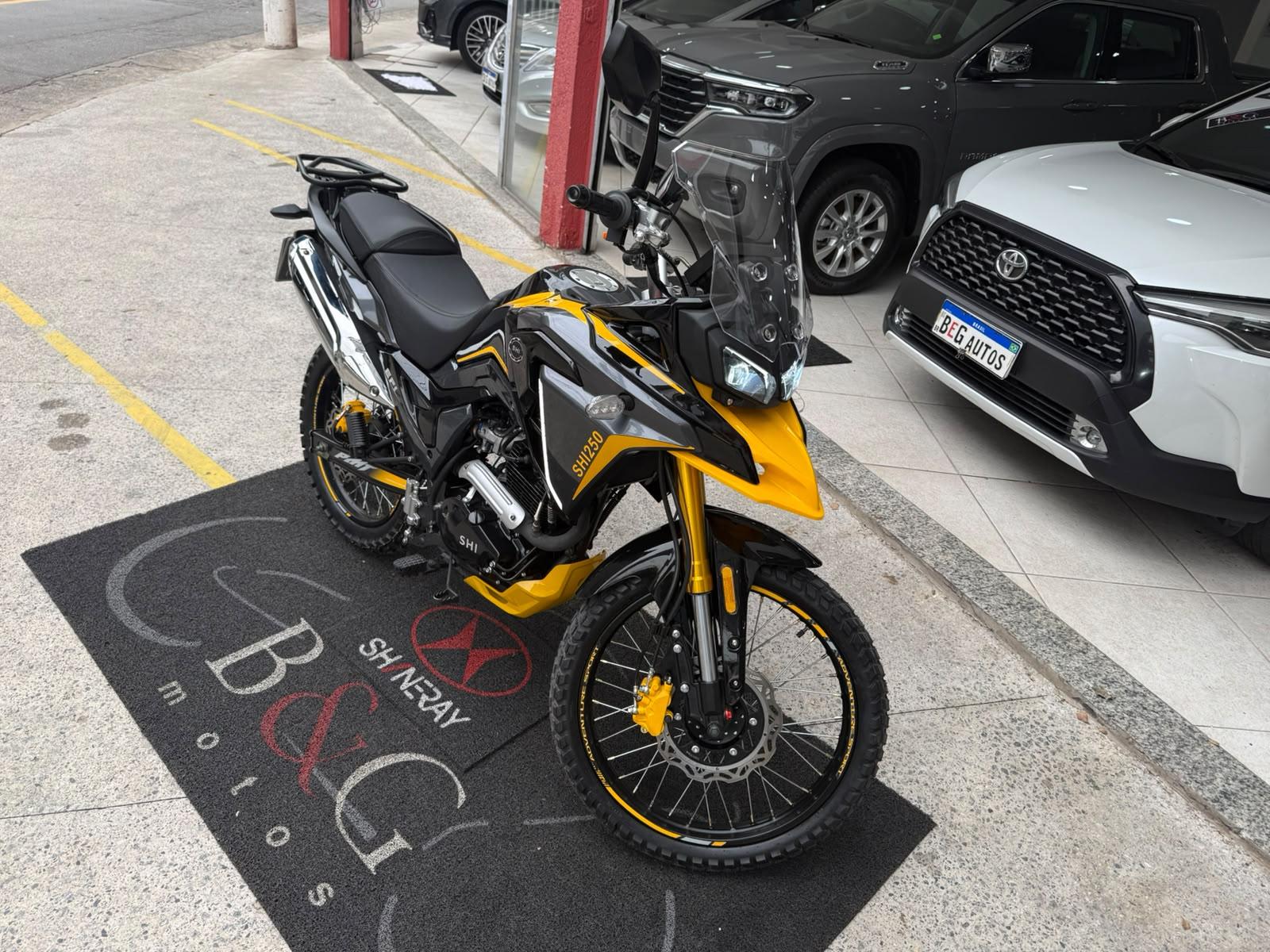 SHI 250 EFI