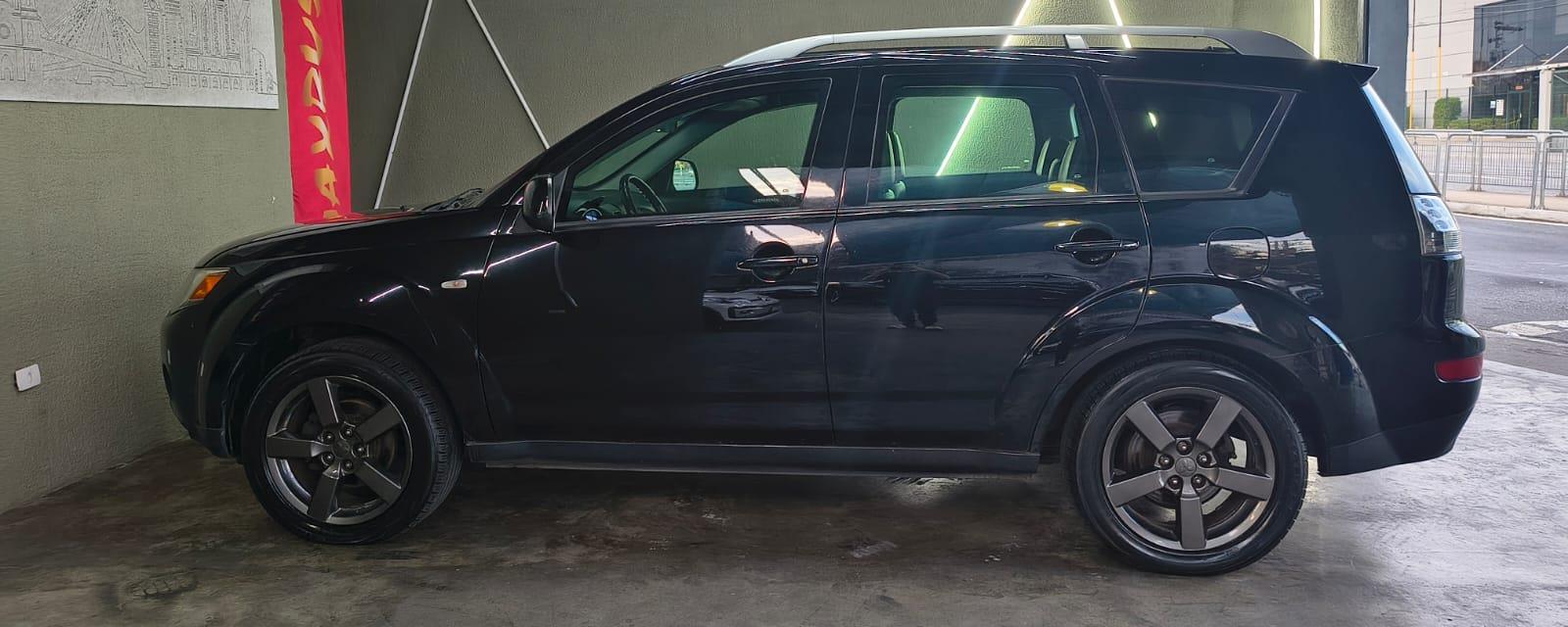 OUTLANDER