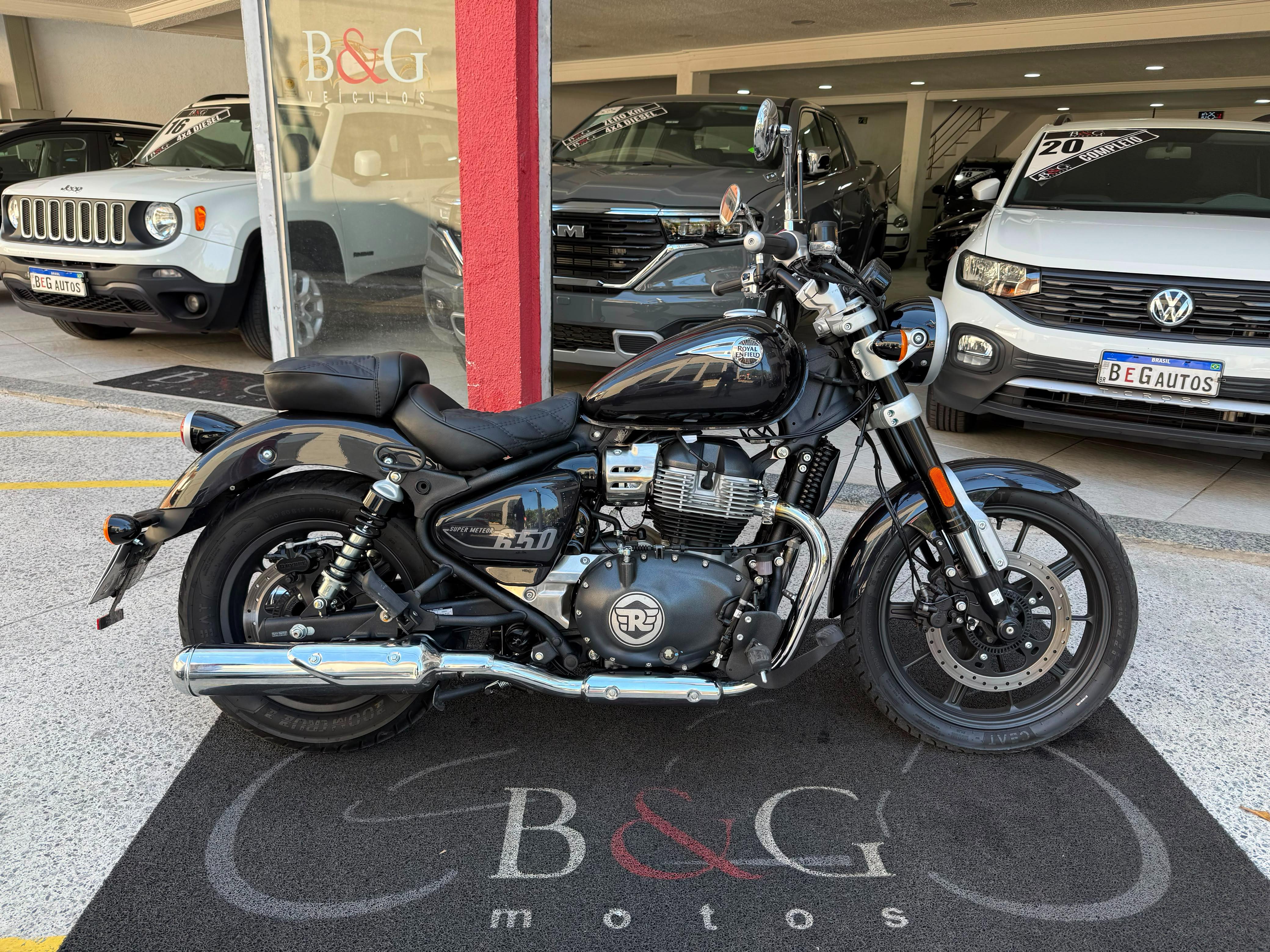 SUPER METEOR 650