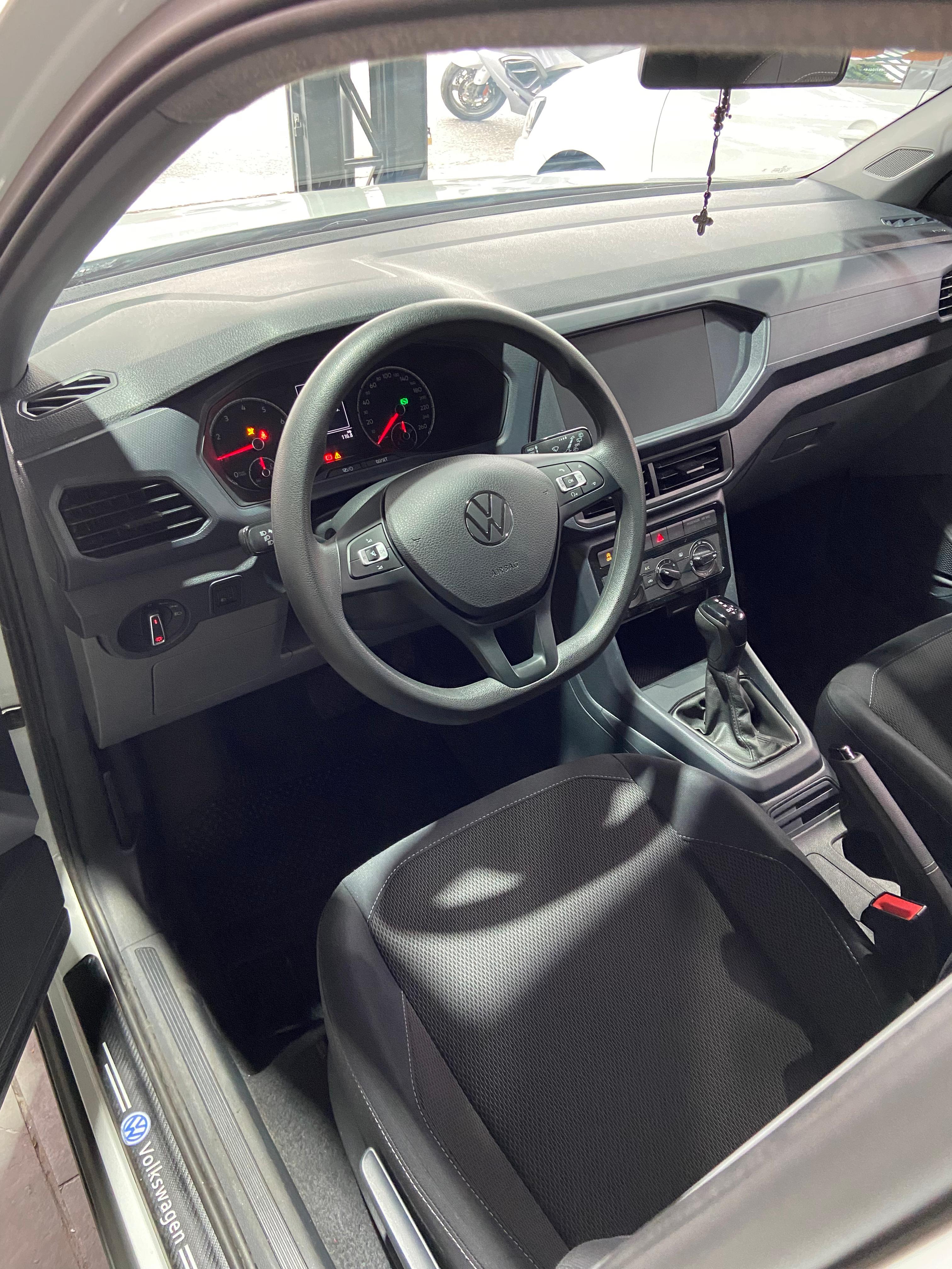 T-CROSS