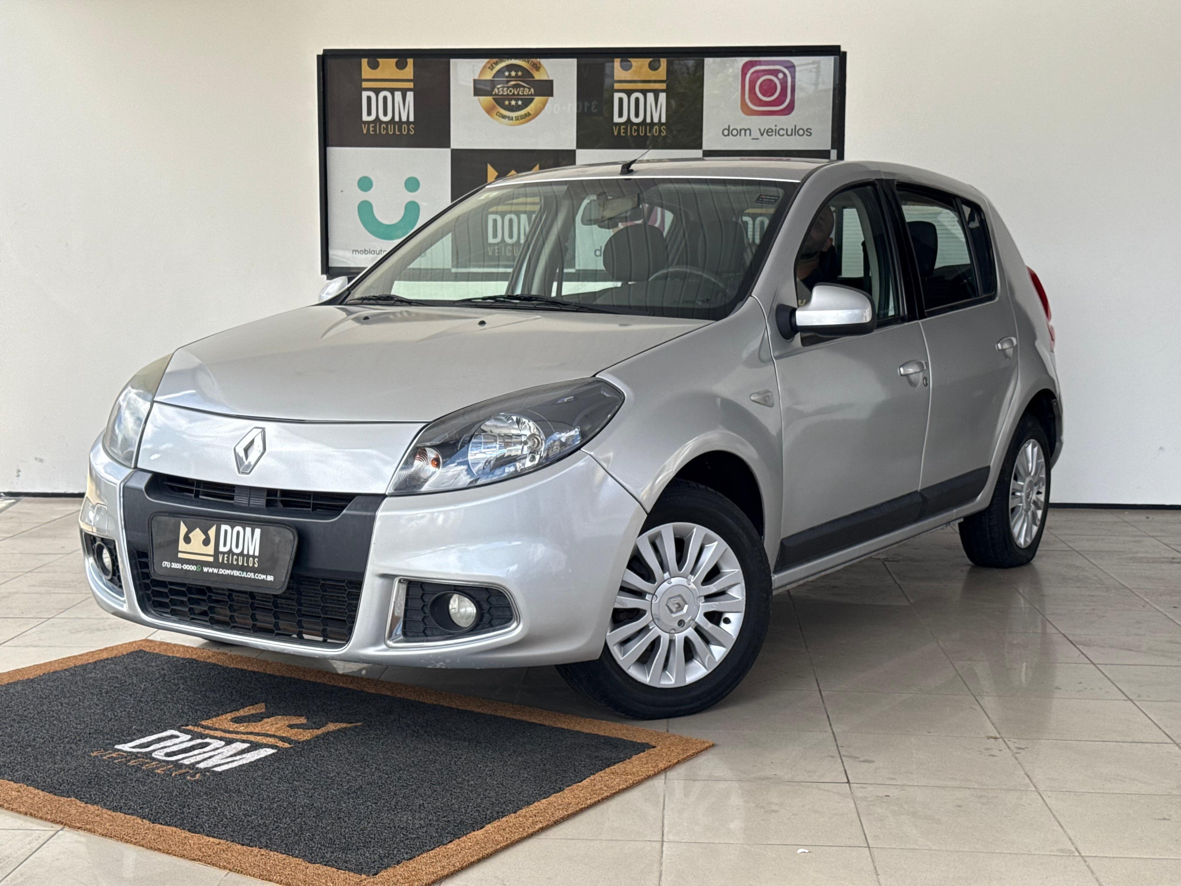 RENAULT SANDERO