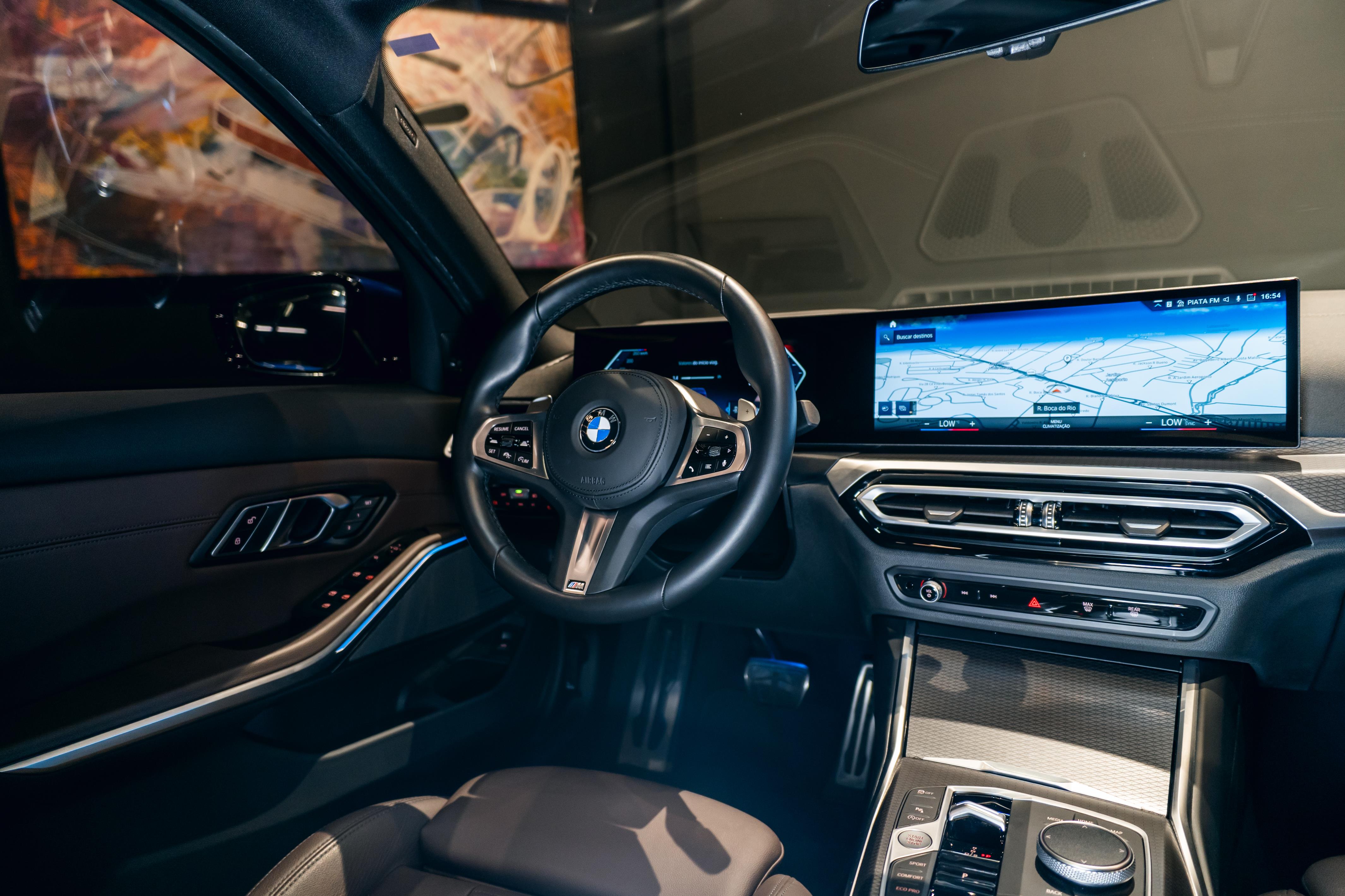BMW 320i